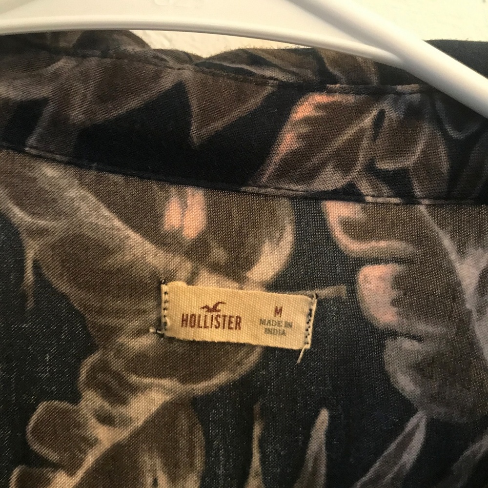 Floral Cropped Button down medium - Picture 5 of 7